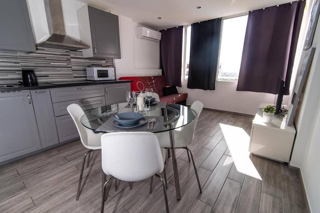 Los Molinos Apartment Ocean View بلايا ديل إنغلز المظهر الخارجي الصورة
